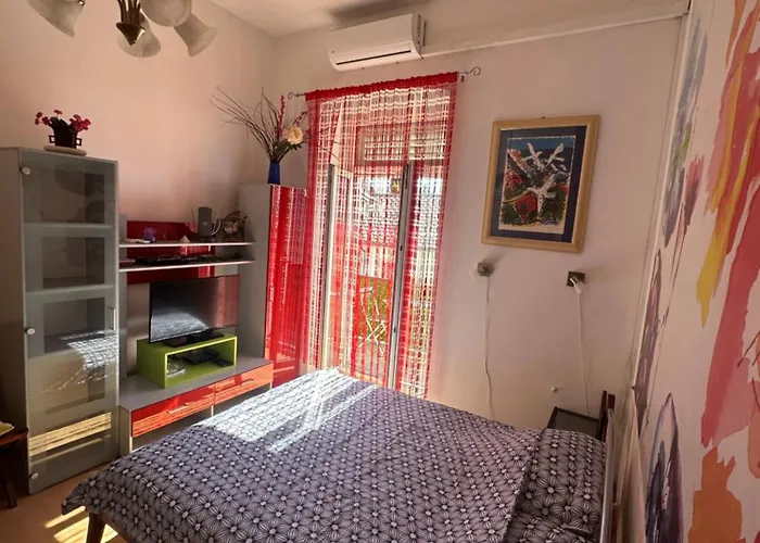 Studio Apartment Rainbow 23M2